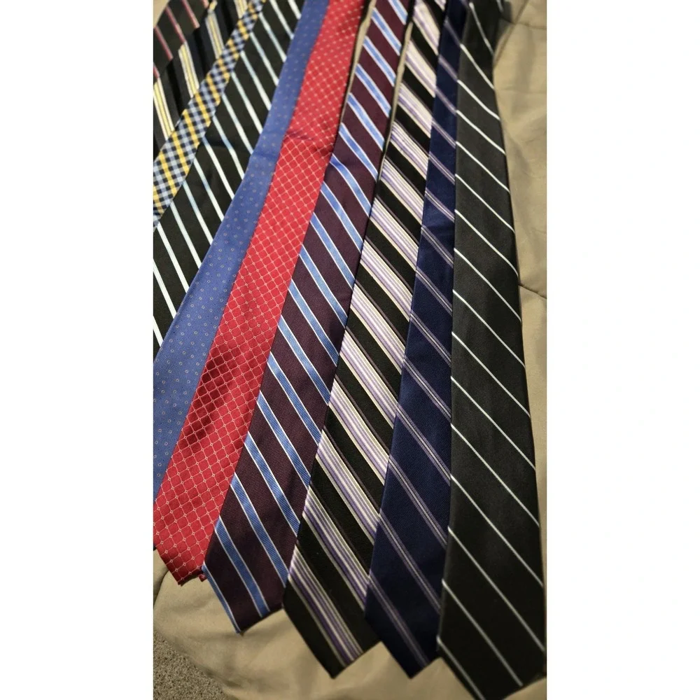 Van Heusen Men's Silk Tie Lot of 11 Excellent Condition Classic Business Styles